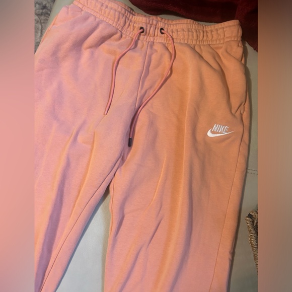 Nike Fleece Jogger Pants - Picture 4 of 5